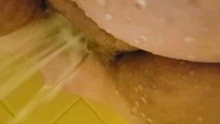 Corpulent Vagina and Showerhead - short movie scene