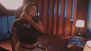 Fake Agent Banged Model Whilst Taking Bare Pictures of Her
