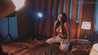 Fake Agent Banged Model Whilst Taking Bare Pictures of Her