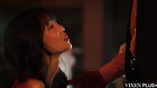 Hot chanteuse Fibi is lastly willing to make a move on the server at the club where this babe performs until Emiri beats her to it. But Fibi still has an encore up her sleeve, it just might mean a collab with her rival.