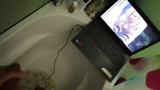 Musturbation in the tub. (Please put your headphones) .
