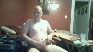 piggy eating, burping stomach play