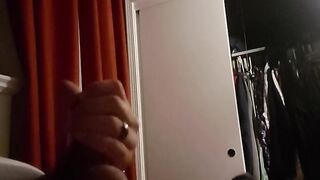 Hard jerk and cum previous to daybed