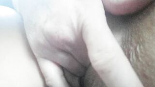 Bored in parking lot...I'll just fingerbang myself