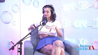 Steffcrime-Tattooed stretches her butt with a massive sex toy during the time that the bang machine pounds her cunt