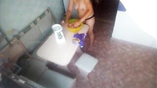 Spying in nature's garb mother in the kitchen turns the meat - MyNakedStepmother