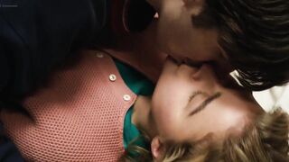 Chloe Grace Moretz Lez edited (2019)