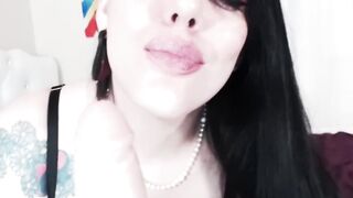 Loads of Cum Shots in my Throat