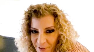 Legendary Sara Jay Bangs Her Luckiest Fan With Her Massive Butt & Bazookas - Cum in Throat