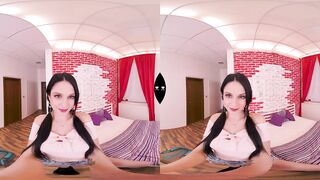 VR Hostel clip 1 - My 1st Travel