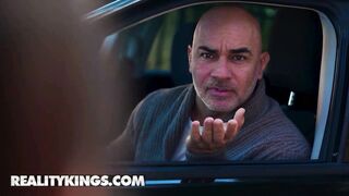 REALITY KINGS - Agatha Shay, Christian Clay - Side of the Ho'ed