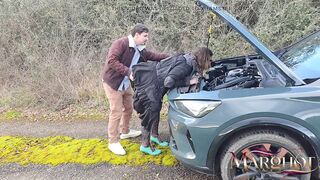 Broken Down on a Country Road - This chab Eats My Snatch and Then Bangs Me on the Hood and in the Trunk