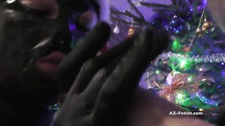 Strat rub limber ramrod suck to make him hard for Xmas cum on my face