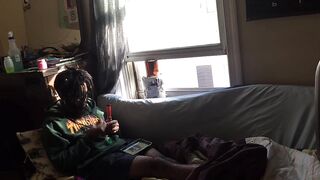 Some mini-bong action
