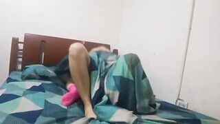 EACH STEPFATHER'S NIGHTMARE : stepdaughter rests whilst her stepfather watches her and masturbates and then bangs her