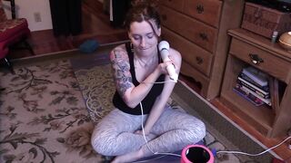Yoga mother I'd like to fuck Masturbates and Squirts for U