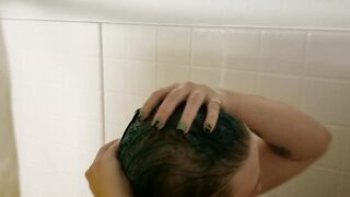 Seattle Ganja Dominatrix-bitch does public masturbation and a workout at the gym