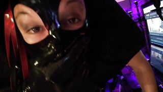 MJ ce fait malmener et baiser par maître Snake