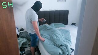Roommate Woken up and Squirted in the Face!