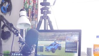 The Almost any COMPACT Streaming Sit-Stand Setup??