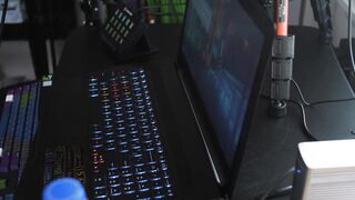 The Almost any COMPACT Streaming Sit-Stand Setup??