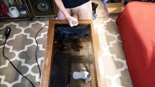 bigtallman blow large load on glass table!