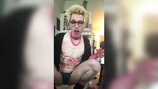 Faggot floozy Jes Brinch