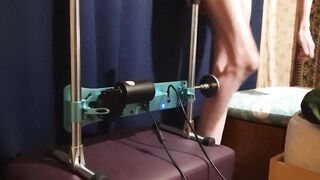 Sasha Earth booty banging machine solo amateur home