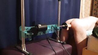 Sasha Earth booty banging machine solo amateur home