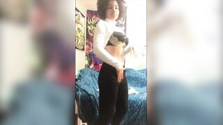 Stuffing my vagina with white latex gloves(join fanclub for 10m full movie!)