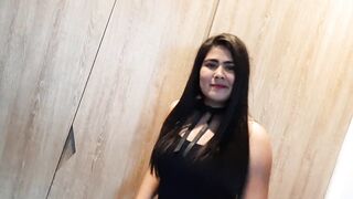 chica morena baila buscando fama