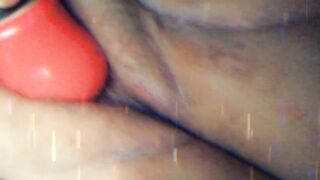 SUPER JUICY SNATCH CUMS ON CAMERA HARD