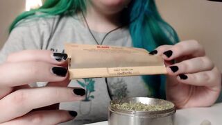 ASMR joint rolling by pear