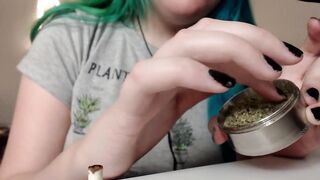 ASMR joint rolling by pear