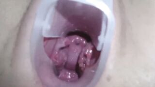 CLOSE UP TWAT MASTURBATION