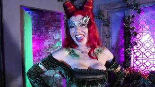 Poison Ivy beats large oil with her taut little snatch - Little Puck x Lev Lieben