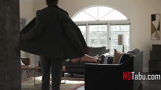 Stepdaughter Seduces Experienced Stepfather