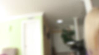 Stud licks and drills blue-eyed teen's constricted snatch in the living room