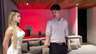 The stud who showed me the apartment left my twat full of cum! - Ambar Prada