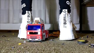 Toycar Crushing with Buffalo Sneaker (Trailer)