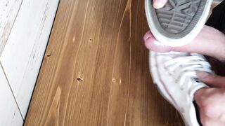 Cumming on fresh Converse