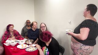 Centre Finger To Fatphobia - Cliff Media Productions