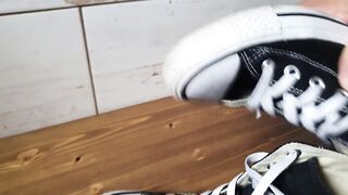 Cumming on her petite hawt Converse