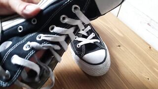 Cumming on her petite hawt Converse