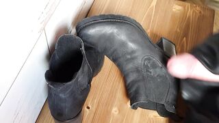 Cumming on ankle boots