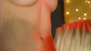 That babe can't live out of to be licked by her gf