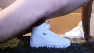 4K - Bang and cum hard inside Nike Airforce 1 Sneaker