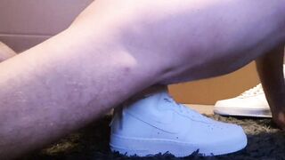 4K - Bang and cum hard inside Nike Airforce 1 Sneaker