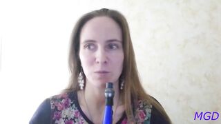 ФЕМДОМ ПО-РУССКИ: ПОРНОЗВЕЗДА ОТВЕЧАЕТ НА ВОПРОСЫ ПОДПИСЧИКОВ ПРО АНАЛ