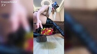 Extraordinary PIGHOLE Anal Bitch Butthole Feeding with gummies!